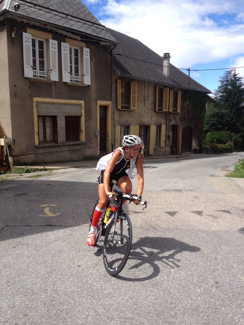 Dans la course femmes… Céline Bousrez en 3e position !!