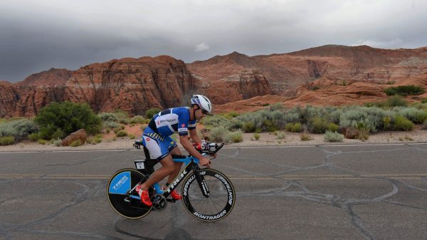 636943945 ironman dm0968