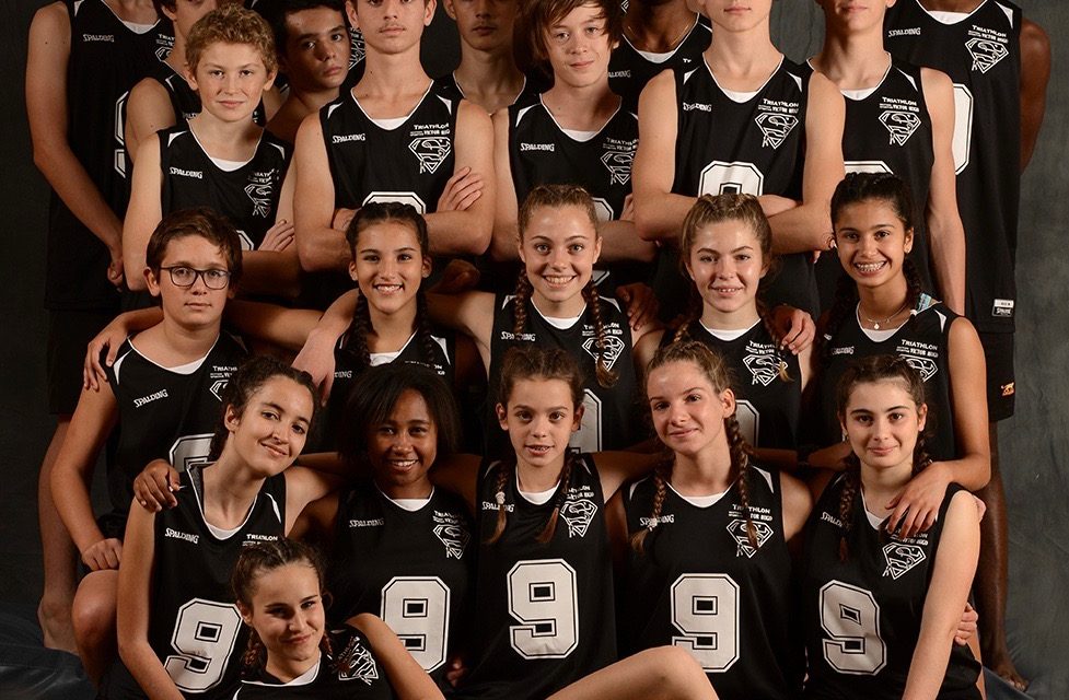 QUAND MISTER TONY PARKER  FAIT SE REALISER LE RÊVE UN PEU FOU DE 24 JEUNES TRIATHLETES SCOLAIRES !