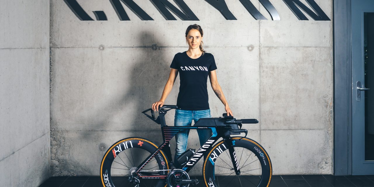 CANYON accueille la triathlète Laura Philipp