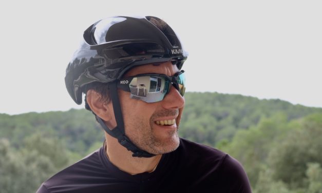 ENSEMBLE CASQUE LUNETTES KOO ORION ET KASK UTOPIA