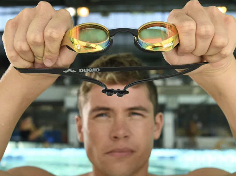 Arena Cobra Tri Mirror Swipe : Le charme de l'eau libre